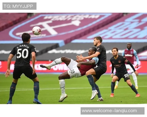 热刺球迷对高层不满计划在西汉姆赛前进行大规模抗议活动