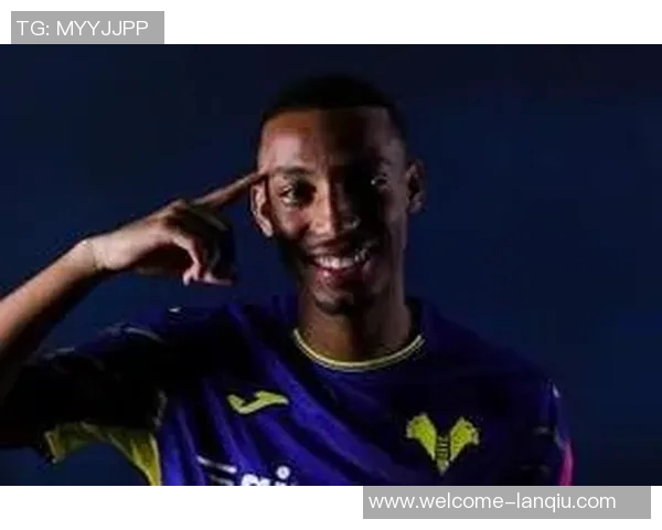 罗马关注维罗纳右后卫贝尔加利预计转会费约1500万欧元