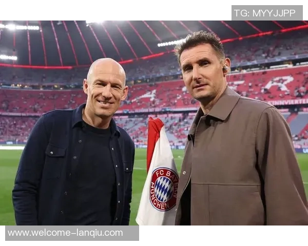 拜仁小将查韦斯面临多方报价但更愿意继续为球队效力